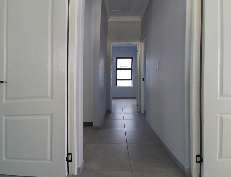3 Bedroom Property for Sale in Sandy Point Western Cape